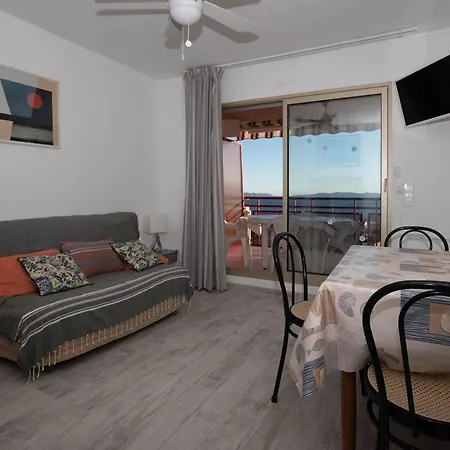 Appartement Le Lavandou, T2 Avec Piscine Et Parking, 4 Couchages - Fr-1-803-20 Le Lavandou